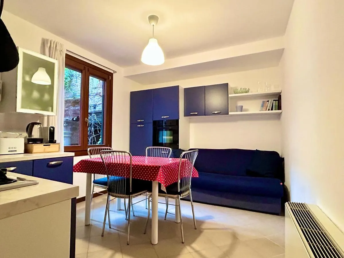 Central Flat Romantic Domus Remedio Venedig