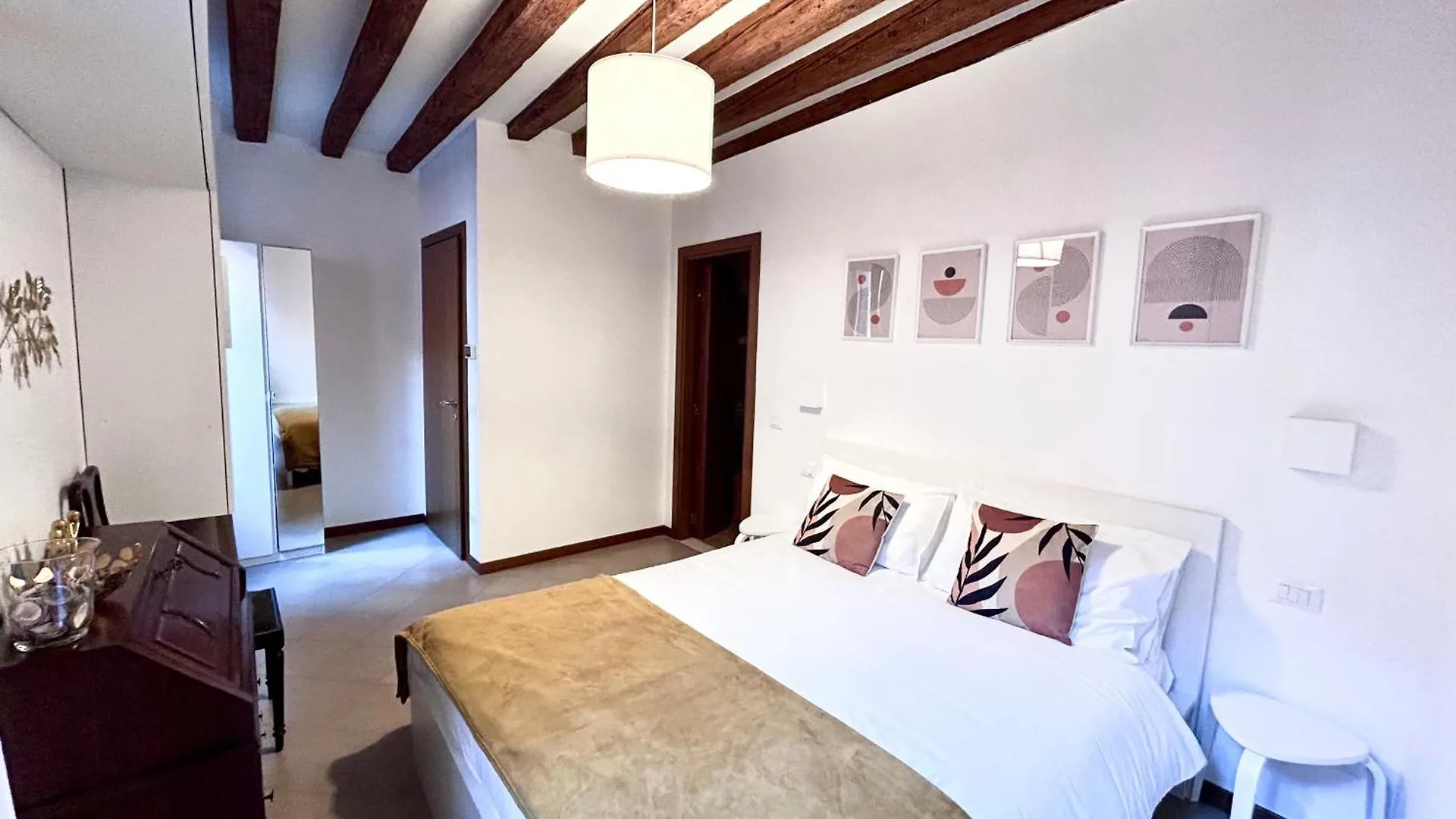 Central Flat Romantic Domus Remedio Venedig Italien